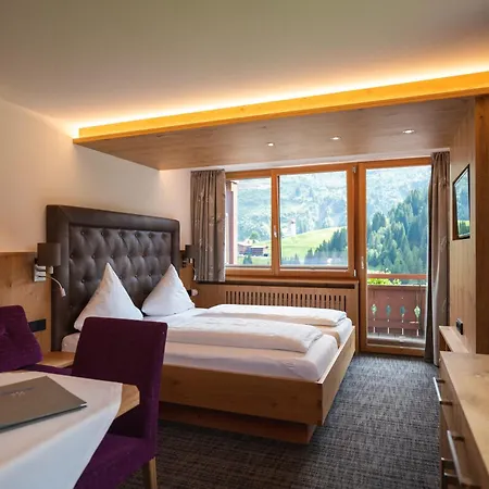 Hotel Alpenblume