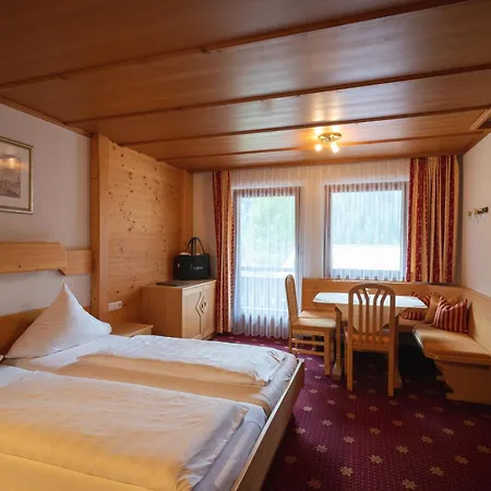 Hotel Alpenblume 3*